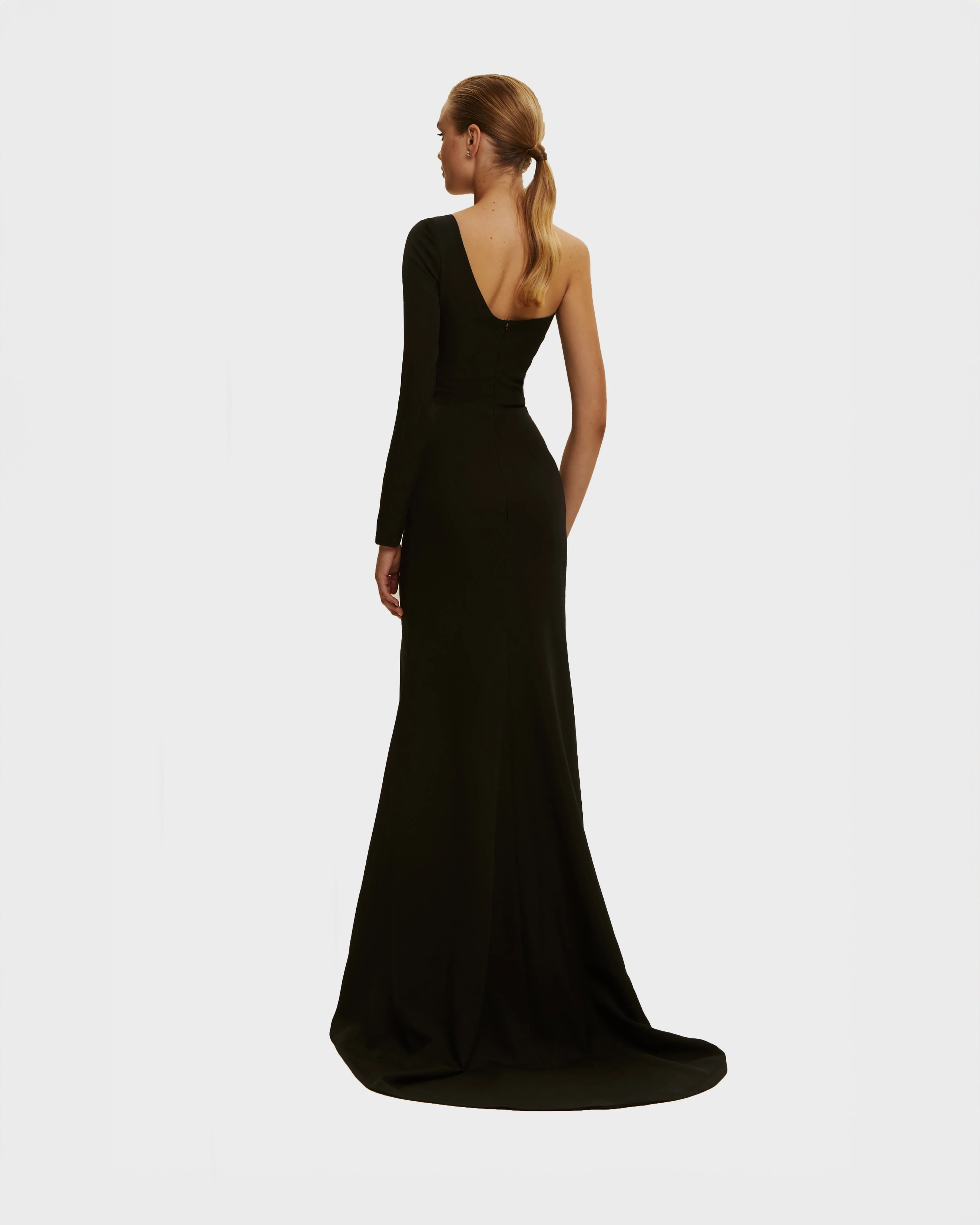 Trumpet gown with detachable sleeve - Image 3