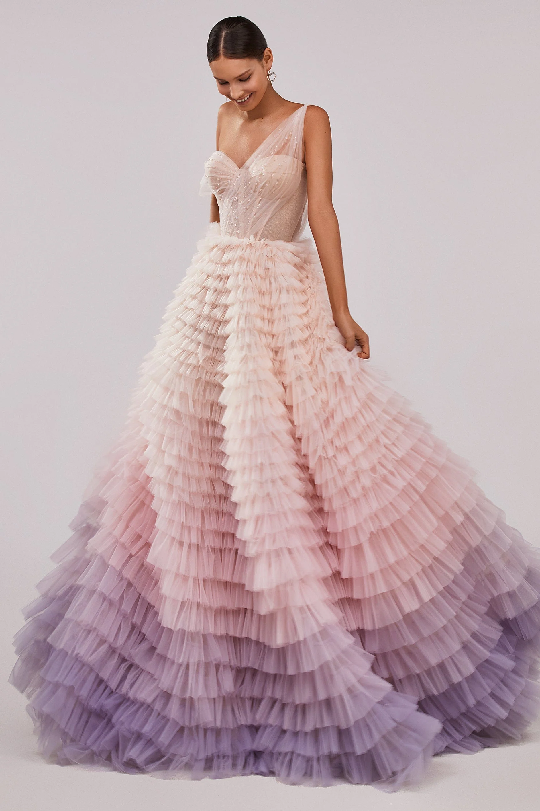 Charming ball gown with the frill-layered ombre maxi skirt - Image 8